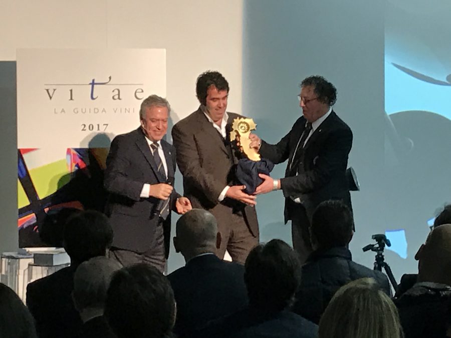 Alessandro Nicodemi alla premiazione della guida Vitae dell'AIS