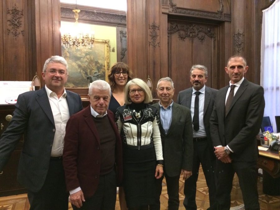 La delegazione abruzzese a Parigi