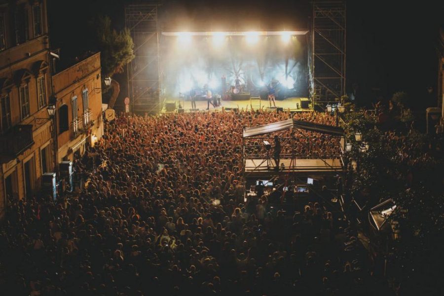 Editors in piazza del Popolo al Siren Festival 2016 (ph. Giulia Razzauti)