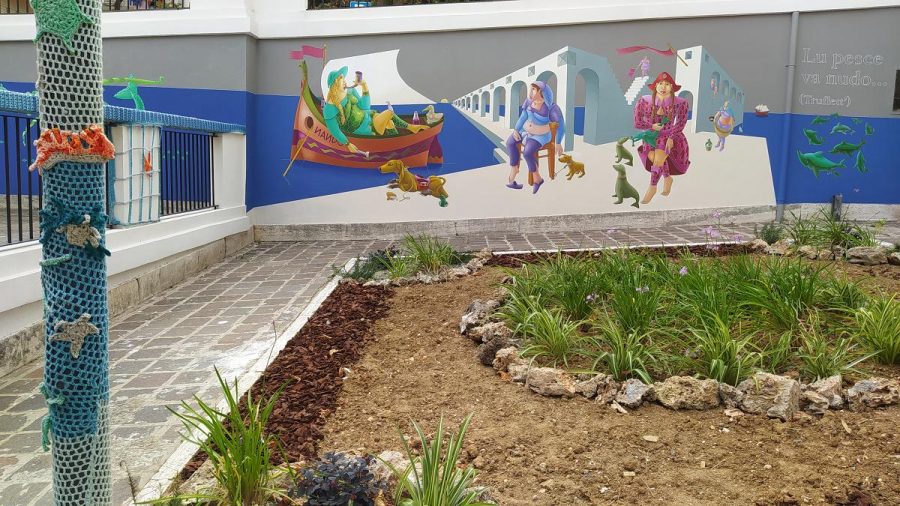 Murale "Lu pesce va nudo" (ph. Ivan Masciovecchio)