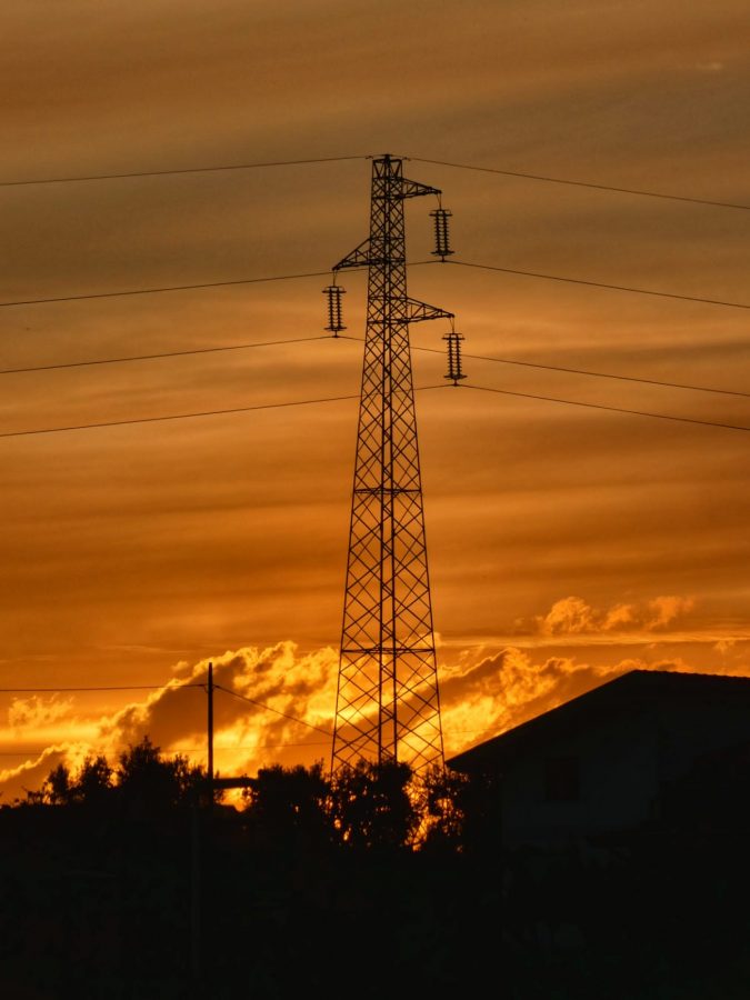 Autrice: Marziale Ludovica. Titolo: Tramonto elettrico. Mese: dicembre