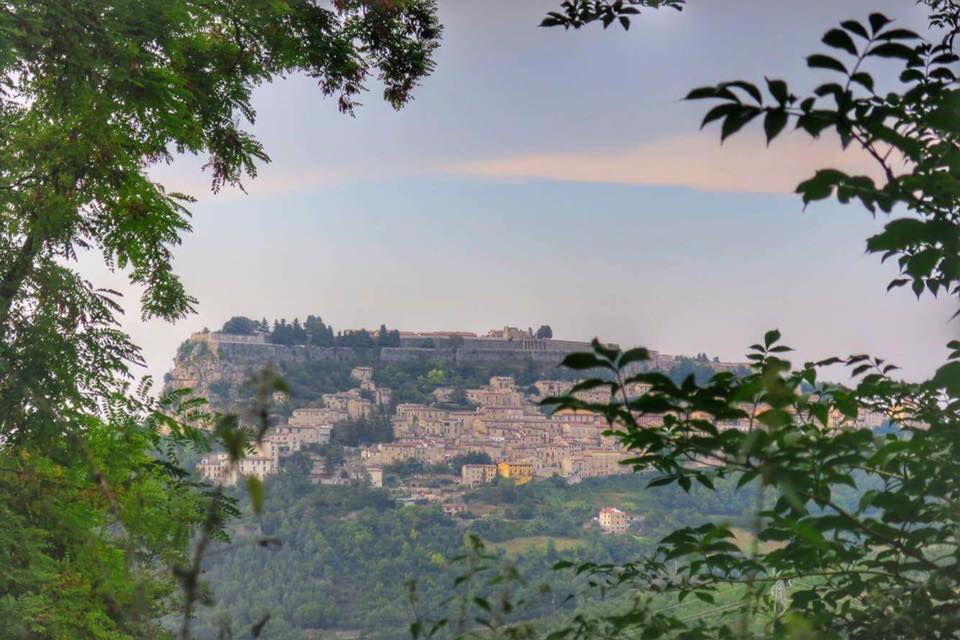 WALKING AROUND CIVITELLA. OLTRE LE MURA DELLA CITTÀ – FORTEZZA