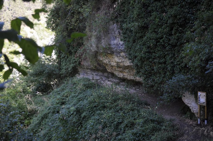 Il Grottone visto dalle Scalelle