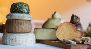 Selezione di formaggi di Gregorio Rotolo (ph. sito vallescannese.it)