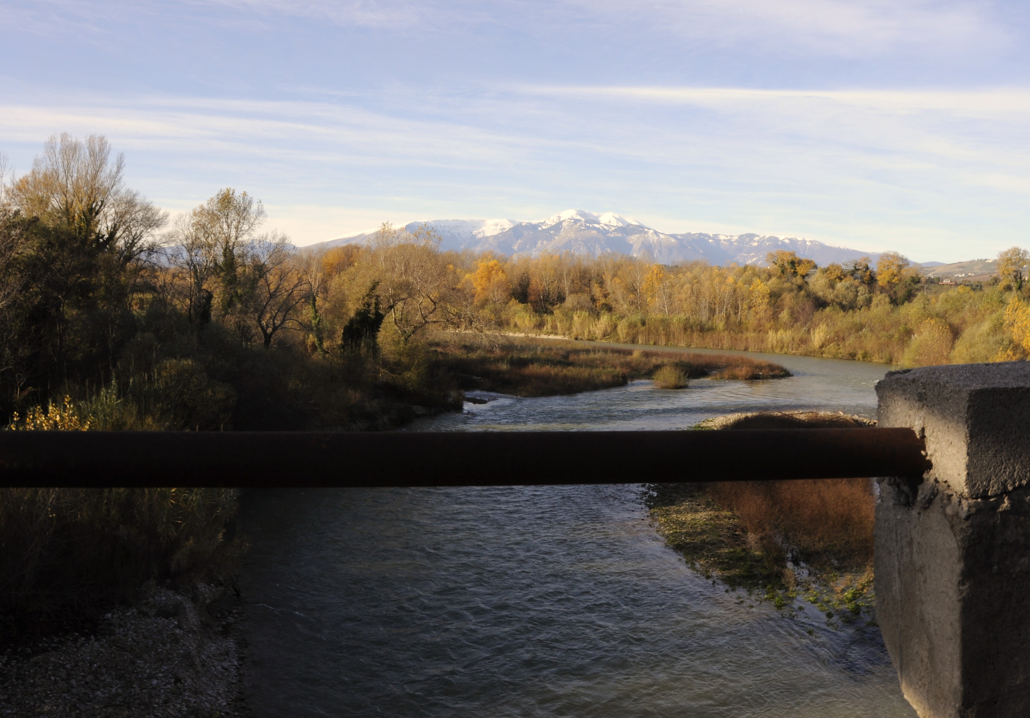 Il fiume Sangro dal ponte di Guastacconcio (ph. Ivan Masciovecchio)