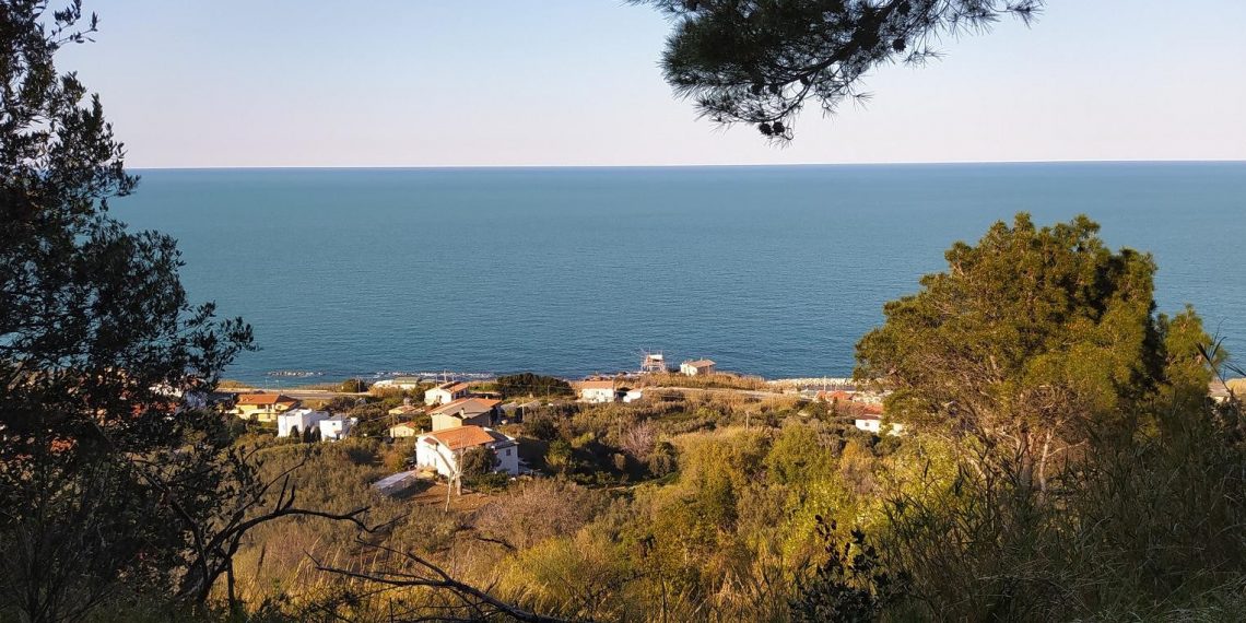 Gusto, arte, natura. Sulle strade abruzzesi del Giro d’Italia 2021, da Notaresco a Termoli