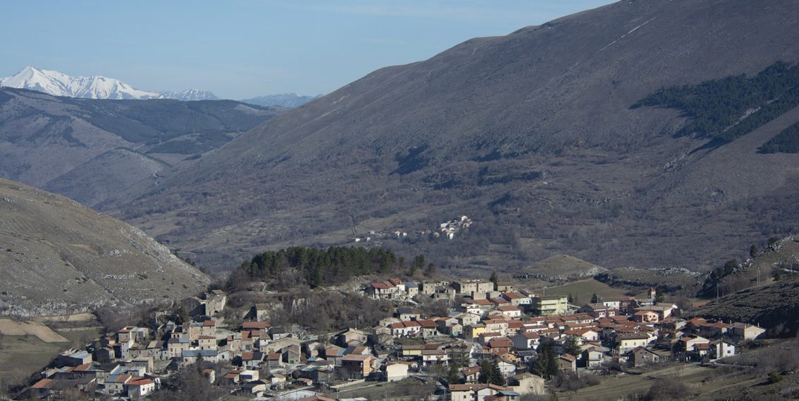 Ortona dei Marsi: la sentinella della valle
