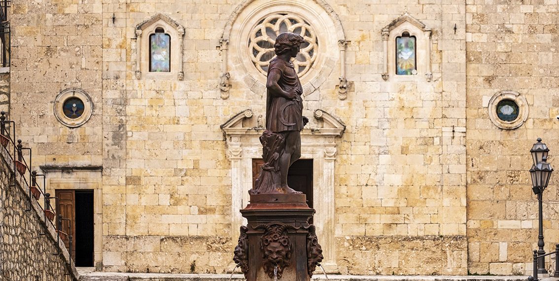 Ortona dei Marsi: la sentinella della valle