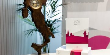 Guida Vitae 2023, l’AIS premia l’Abruzzo del vino tra Tastevin, Gemme e Quattro Viti