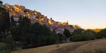Quando la Terra diventa Arte, a Loreto Aprutino tra arte, enogastronomia e sostenibilità
