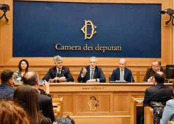 Qui in Abruzzo, successo alla Camera dei Deputati per la presentazione del nuovo volume edito da De Siena Editore
