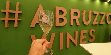 Vinitaly 2023, convince il Modello Abruzzo tra nuove denominazioni e degustazioni storiche