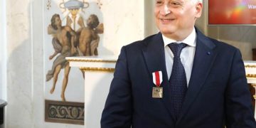 “Il Volontario” di Marco Patricelli: una storia di coraggio che arriva al Cinema con “Enemy of my Enemy”