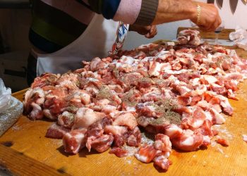 Porco è bello! Alla scoperta del rito della maialata