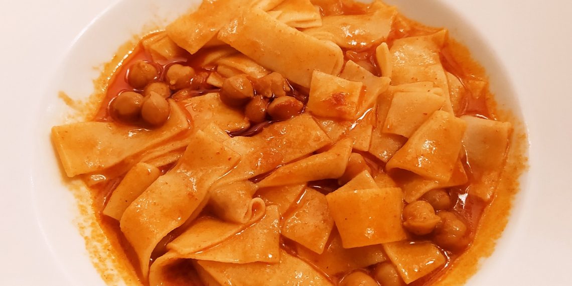 Cucina Popolare Frentana, lezioni di cucina e ricettario tra le nuove sfide del 2024