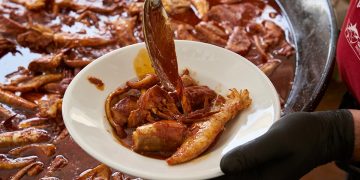 Fano, al BrodettoFest l’Abruzzo in gara con il Brodetto alla Vastese dello chef Matteo Crisanti