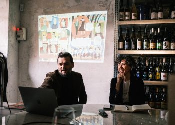 Approda a Pescara Conversas, club creativo itinerante dove condividere progetti e visioni