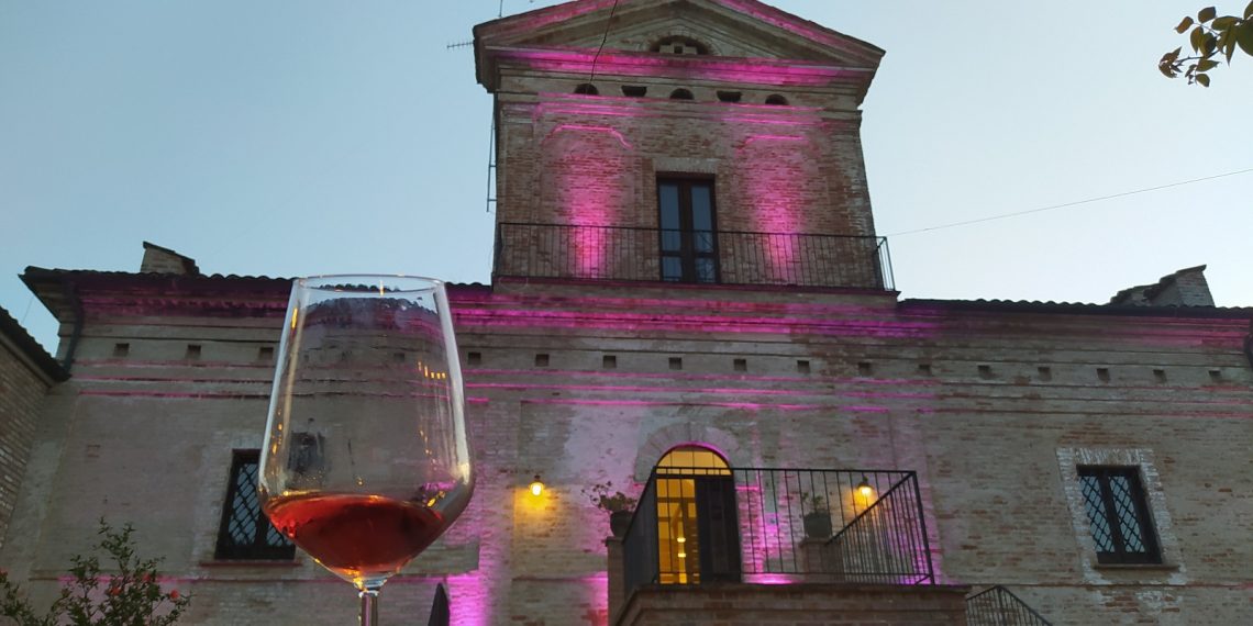 Pollutri, brindisi di primavera al Bosco di Don Venanzio con Naturalmente Rosa